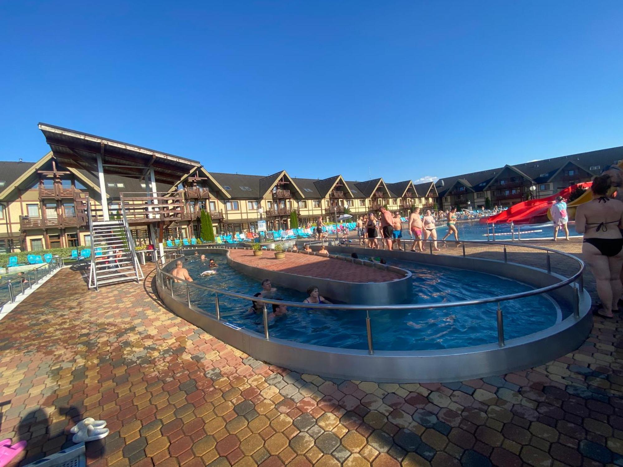 Apartment Family Besenova - Free Swimming Pool Esterno foto